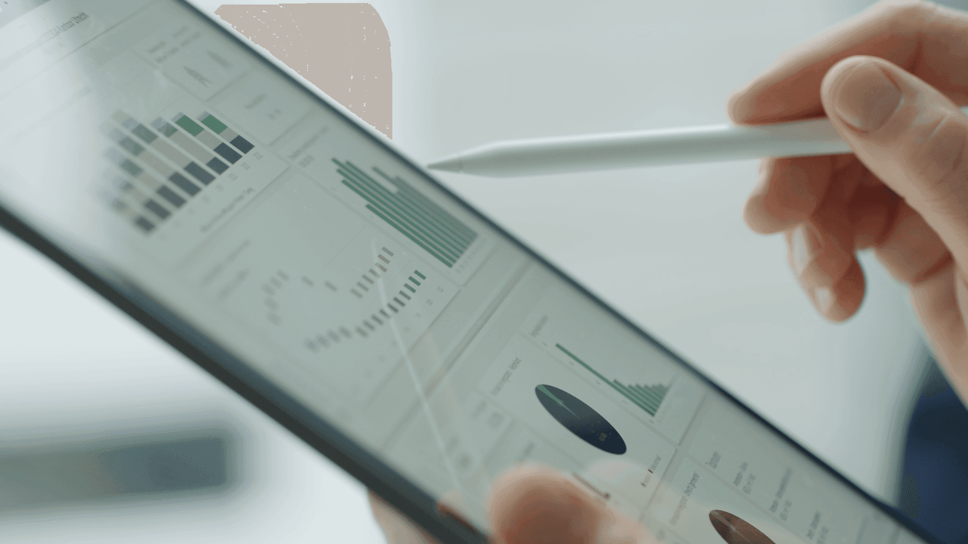 Is het AVM een hulpmiddel of concurrent?